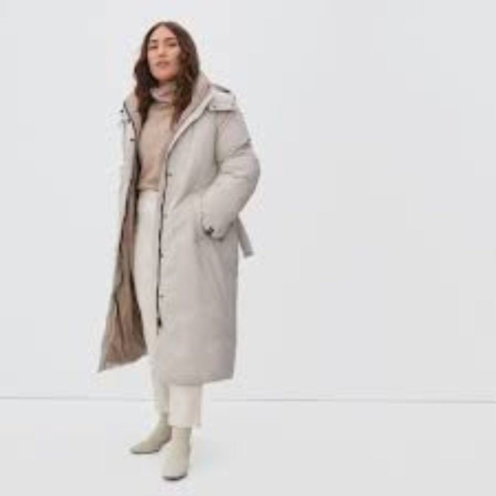 Everlane Light Beige Long Puffer Coat with Belt - Picture 2 of 9